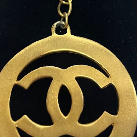 CHANEL LOGO Necklace Gold Plated - Picture 10 of 10